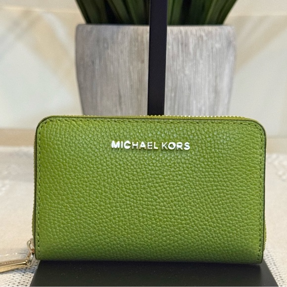Michael Kors Handbags - Michael Kors Meadow Green Compact Wallet